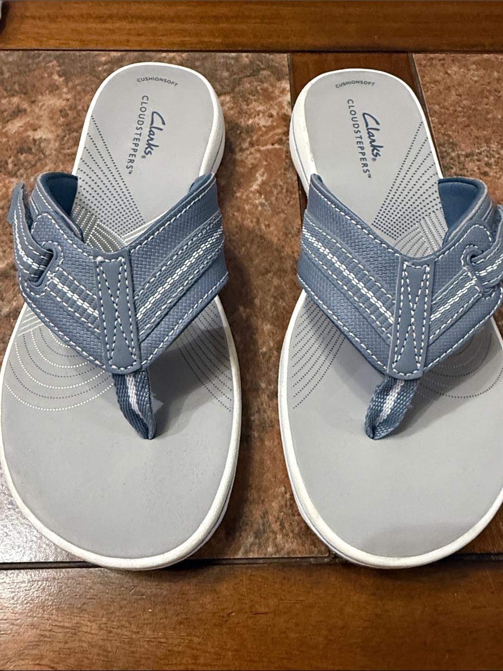 Clarks Light Blue Thong Sandals with White Soles Size 6